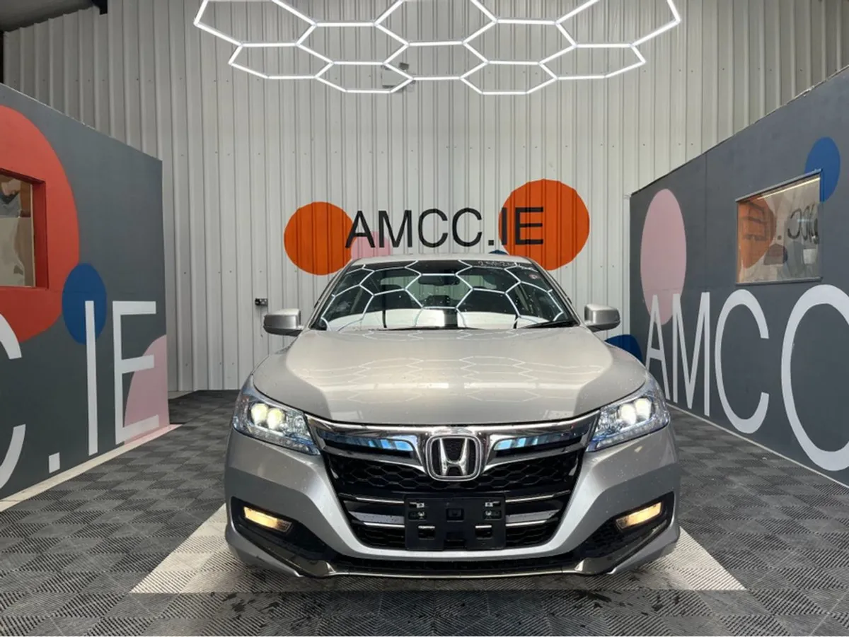 Honda Accord 2.0 Petrol Hybrid / 46k Kms/ Reverse - Image 3