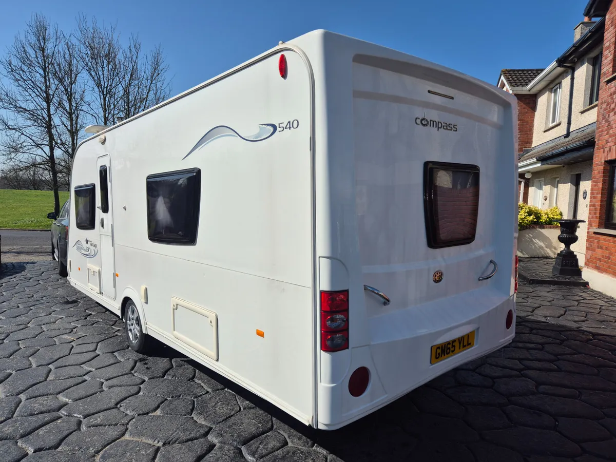 2012 Fixed Bed  Compass Vantage  540 Motor Movers - Image 4