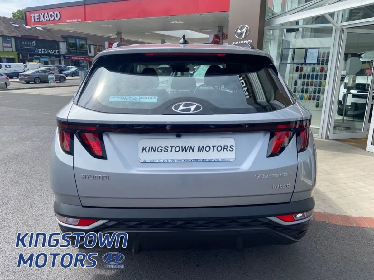 Hyundai Tucson Exeecutive HEV 5DR Auto - Image 3