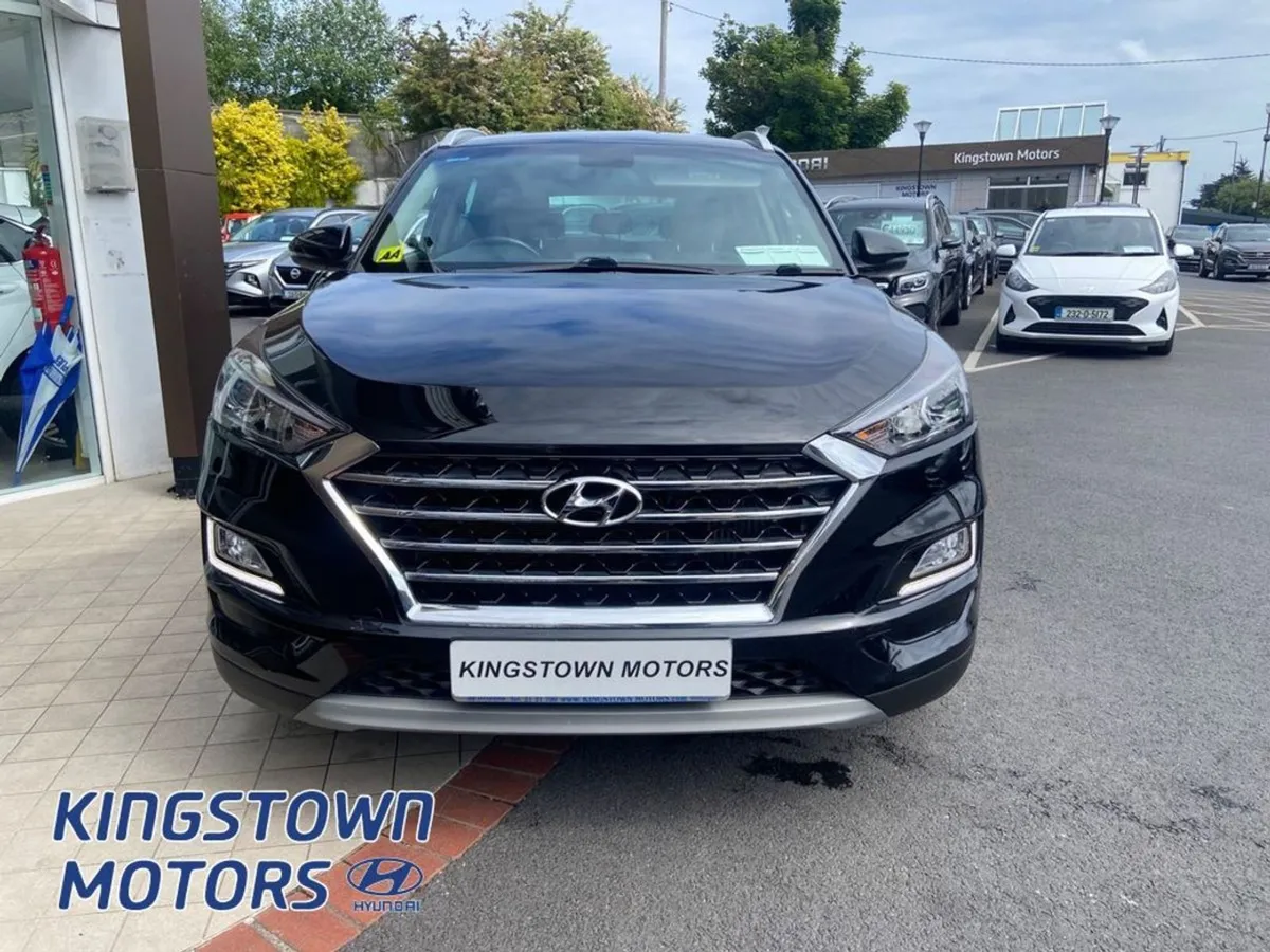 Hyundai Tucson Executive 5DR - Image 2