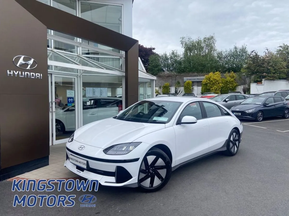 Hyundai Ioniq 6 Signature 53kwh 5DR AUT - Image 1