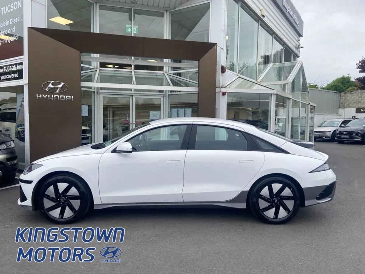 Hyundai Ioniq 6 Signature 53kwh 5DR AUT - Image 3