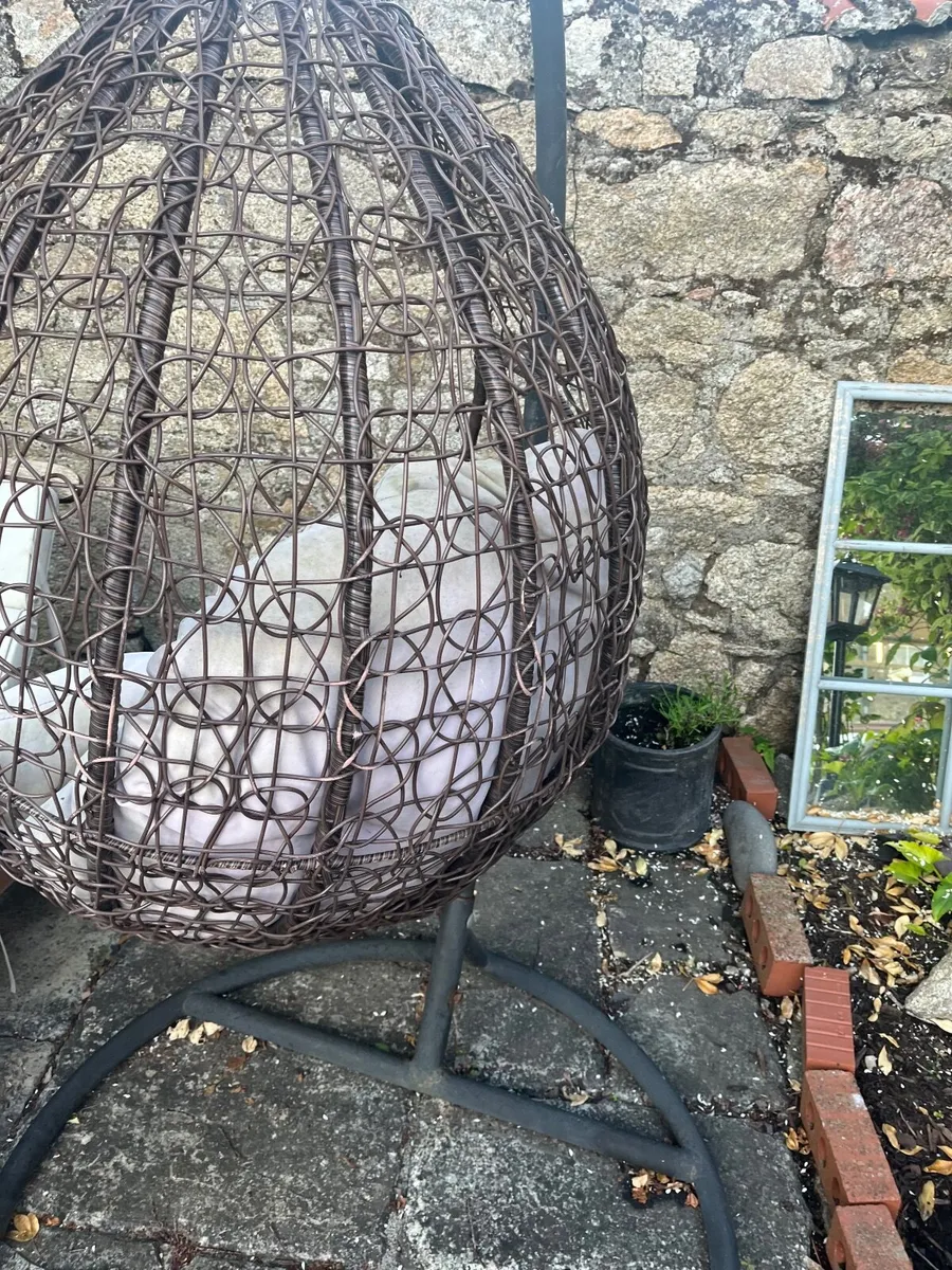 Outdoor Egg swing - Image 3