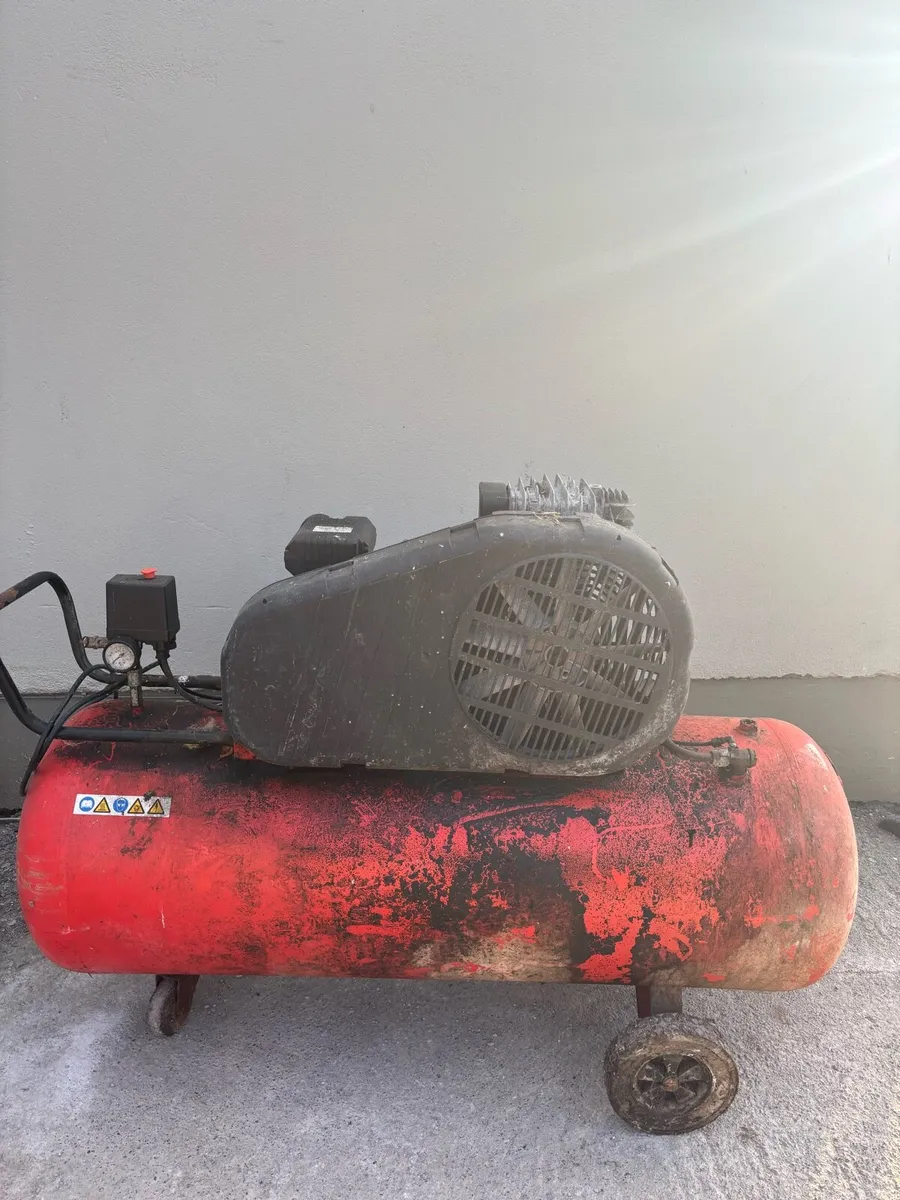 McCafer Air Compressor – Spares or Repair - Image 2