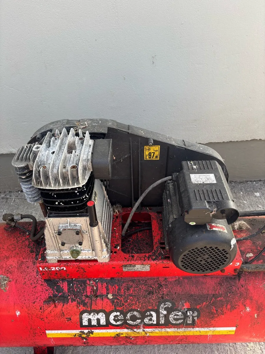 McCafer Air Compressor – Spares or Repair - Image 3