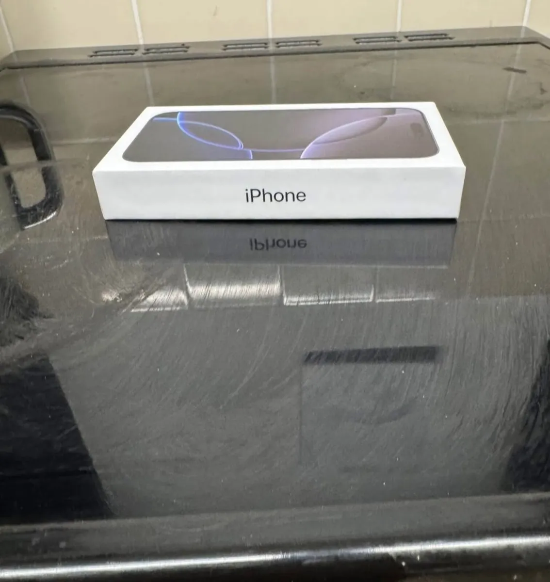 Iphone 16 Pro Max - Image 2