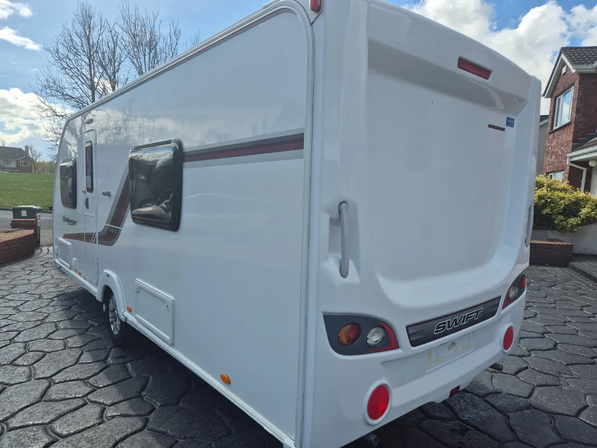 2013   Swift  Challenger  564  Motor Movers - Image 4