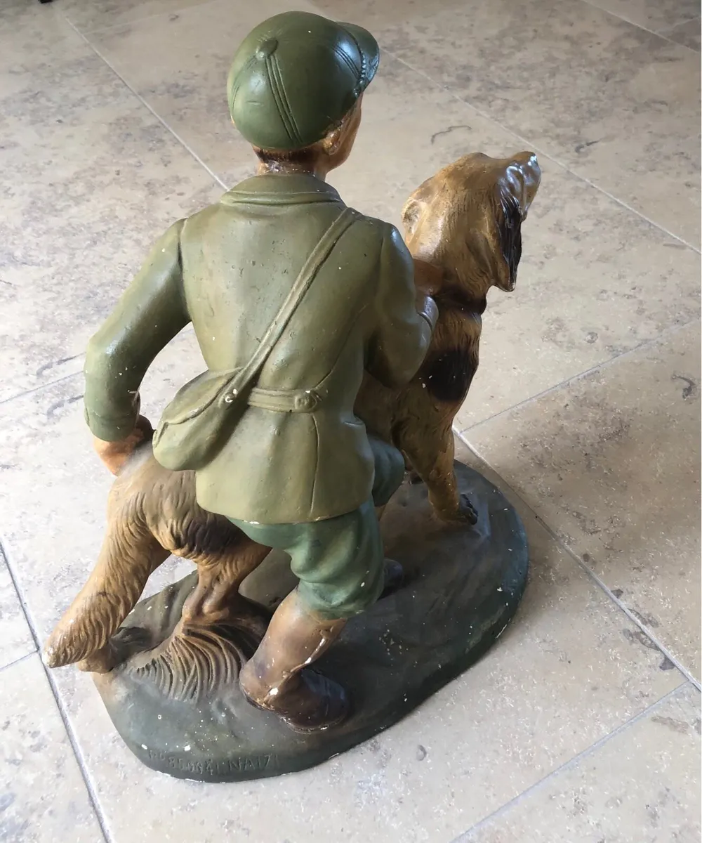 Esther Hunt Statue - Image 2