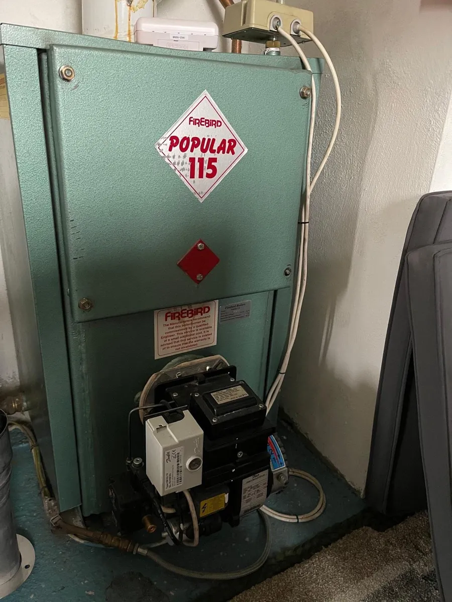 Oil boiler - Image 1