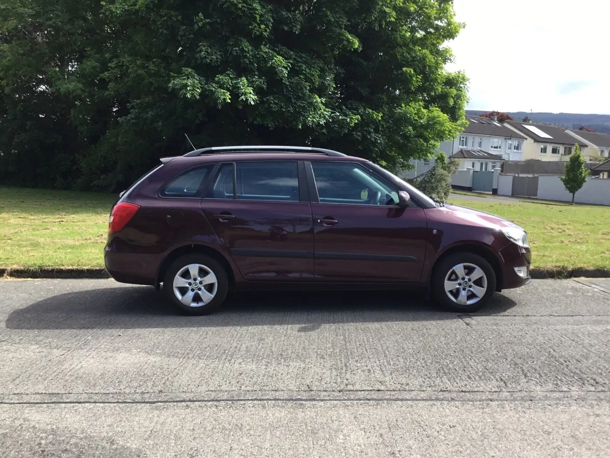 Skoda Fabia 2013 - Image 2