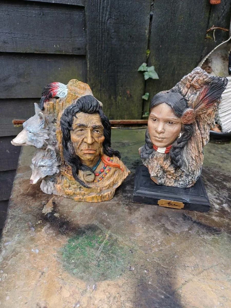 Vintage Native American Figures - Image 3