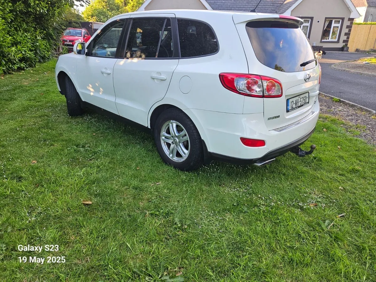 Hyundai Santa fe 2012 - Image 3