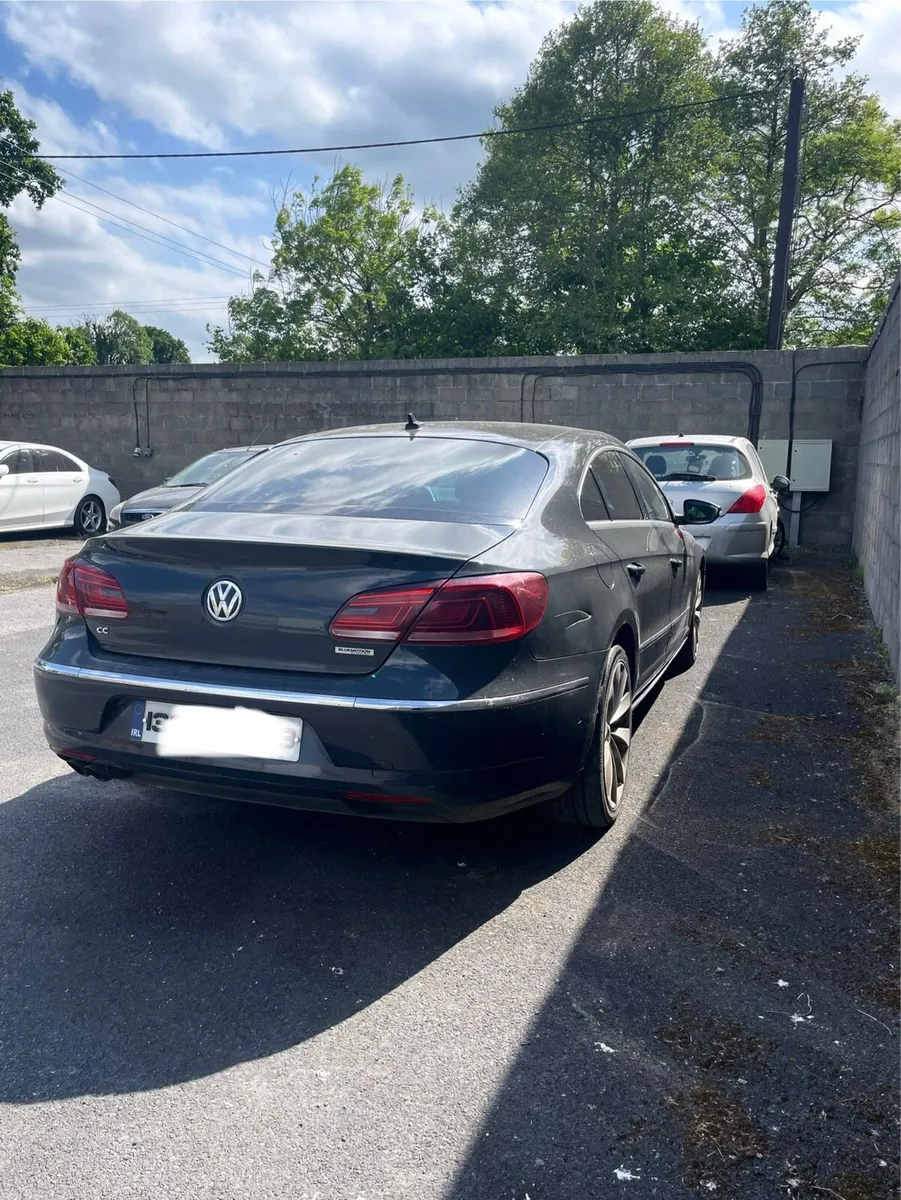 2013 Passat cc 2.0 Diesel Damaged - Image 3