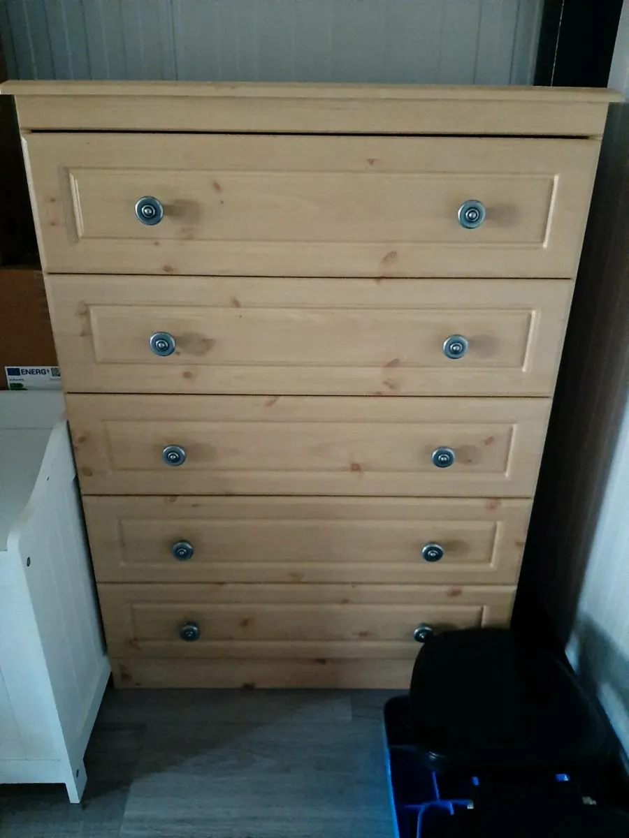 Wardrobe & 5 chest of drawers - Image 2