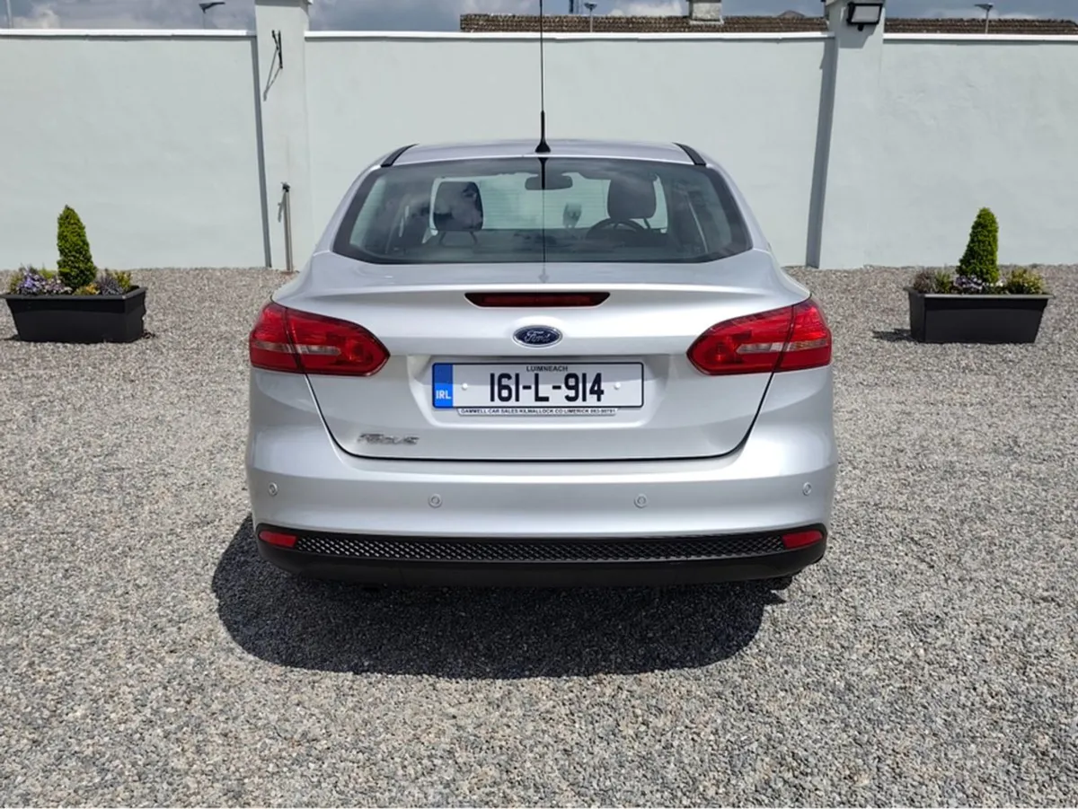 Ford Focus Style 4DR 1.5 TD 95ps 6speed - Image 3