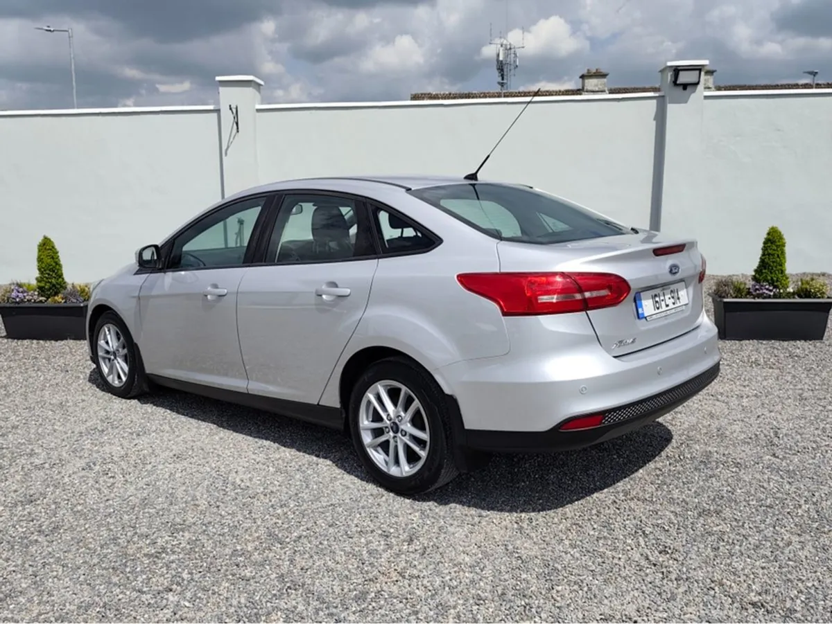 Ford Focus Style 4DR 1.5 TD 95ps 6speed - Image 4