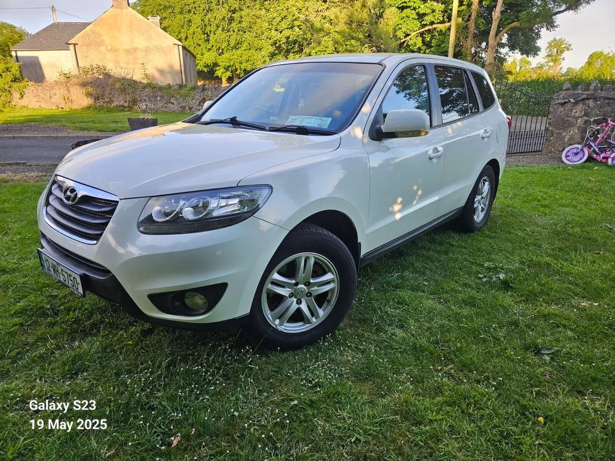 Hyundai Santa fe 2012 - Image 1