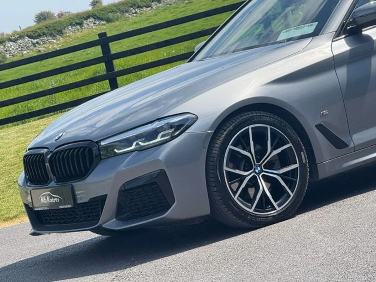 BMW 5 Series 520D M Sport Skyscrapper Grey - Image 4