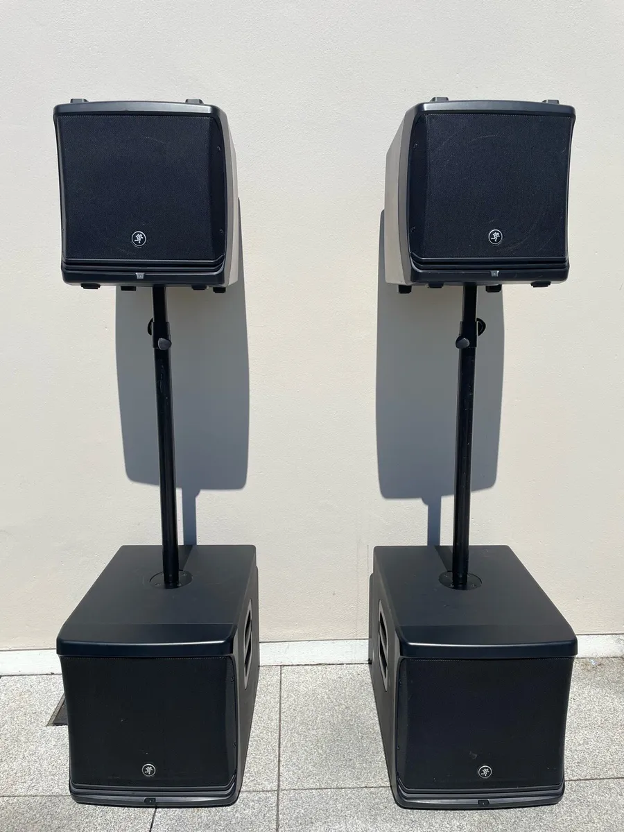 Mackie DLM 12 and 12s powered PA System - Image 1