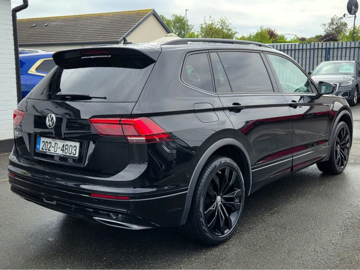 Volkswagen Tiguan Allspace R-line Black Edition 7 - Image 4