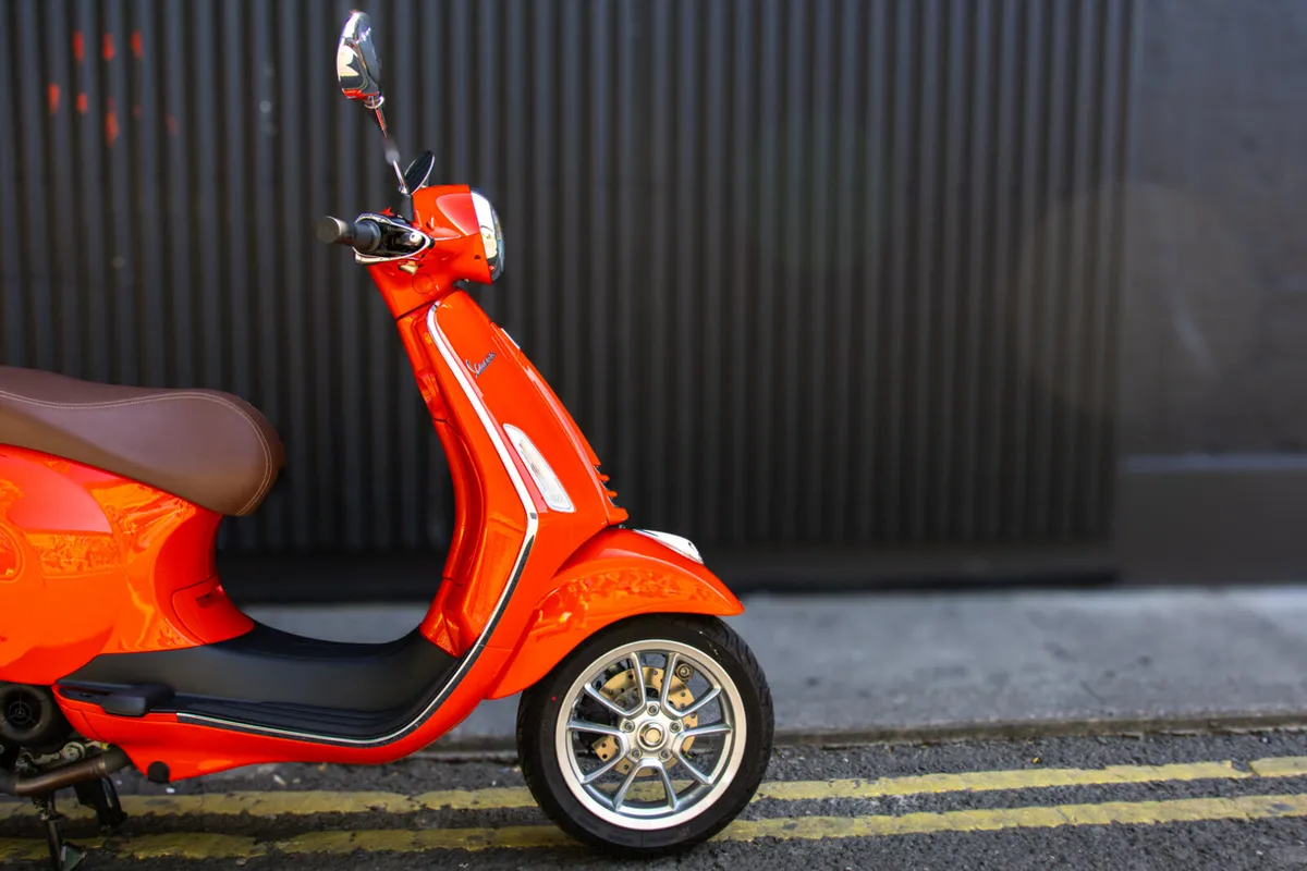 Vespa Primavera 49cc 2024 - Image 3