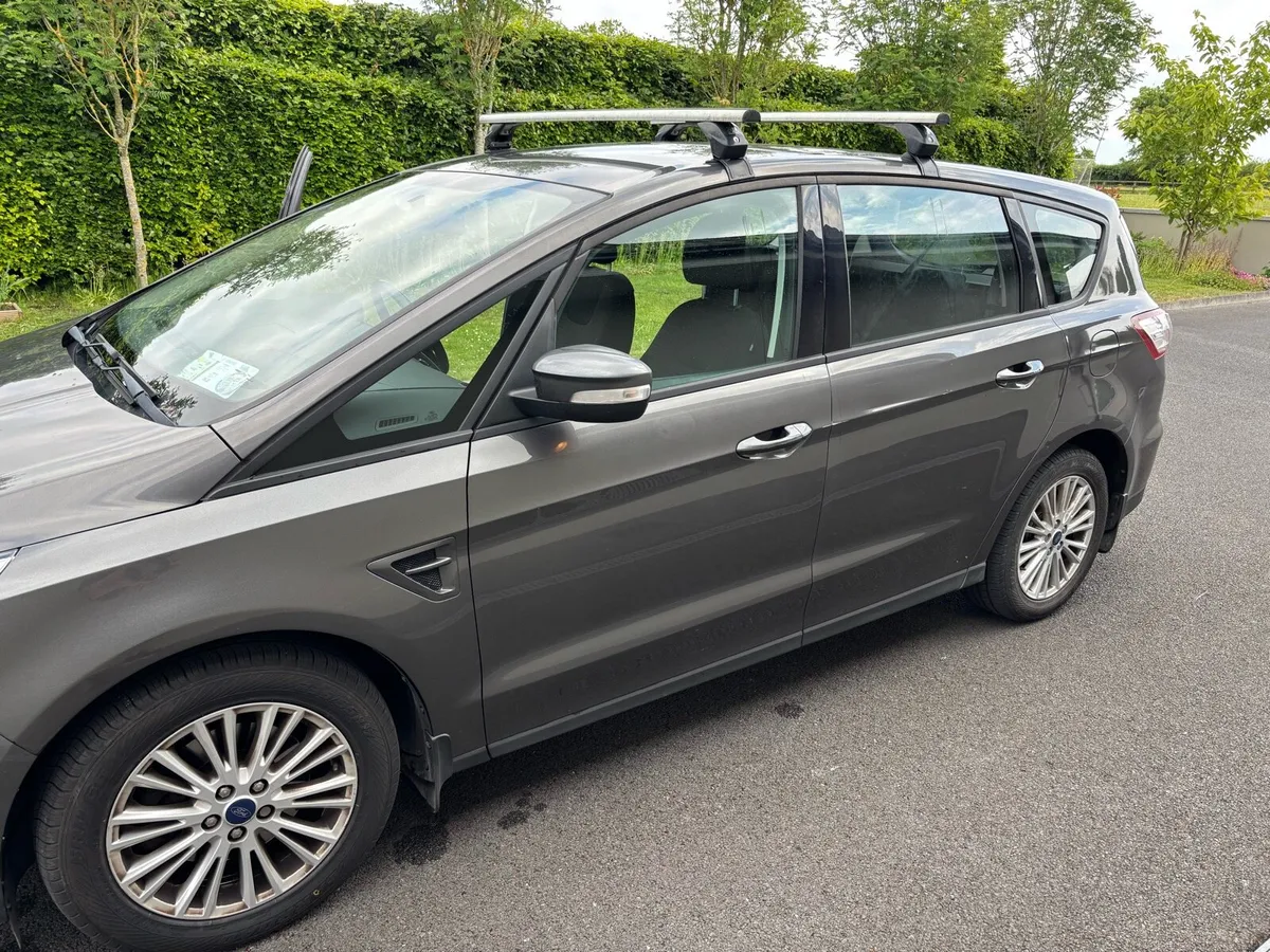 Car - Image 4