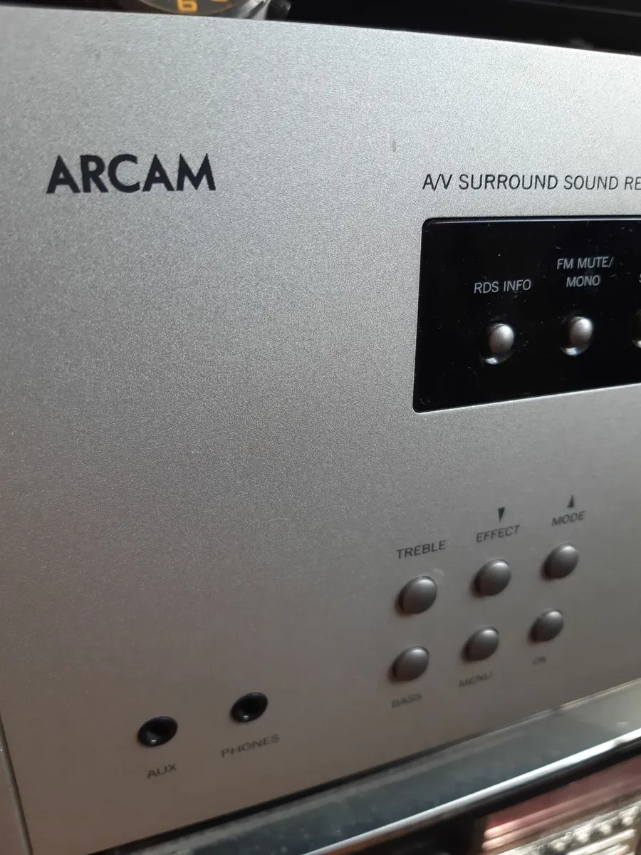 Arcam avr.Hi.End.Amplifier 7x120 Watts Per.Channel - Image 2