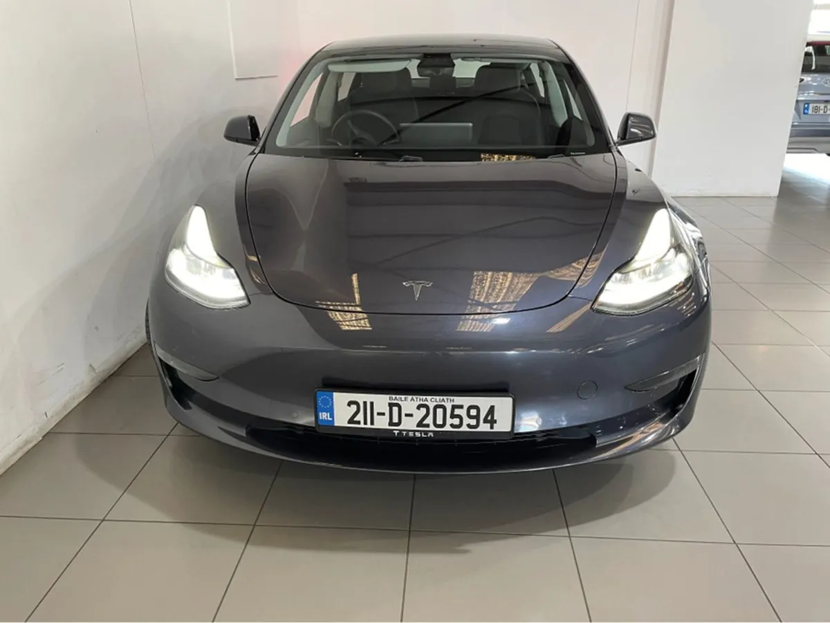 Tesla Model 3 Long Range Dual Motor - Image 4