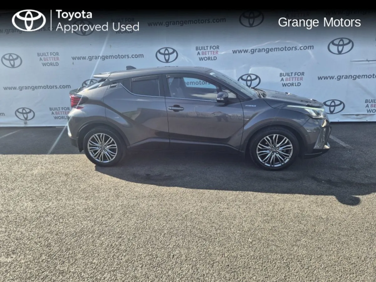 Toyota C-HR 1.8 Hybrid SOL 5DR - Image 3