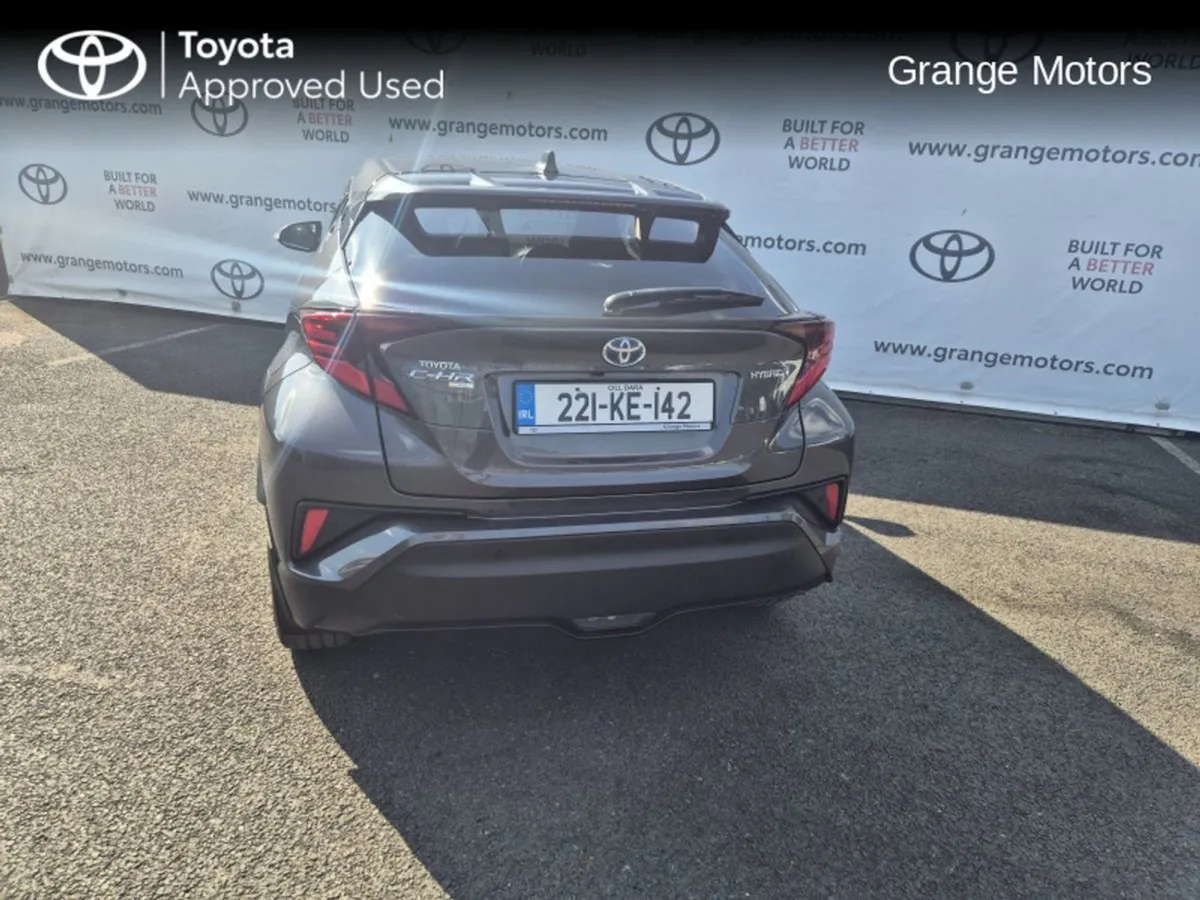 Toyota C-HR 1.8 Hybrid SOL 5DR - Image 4