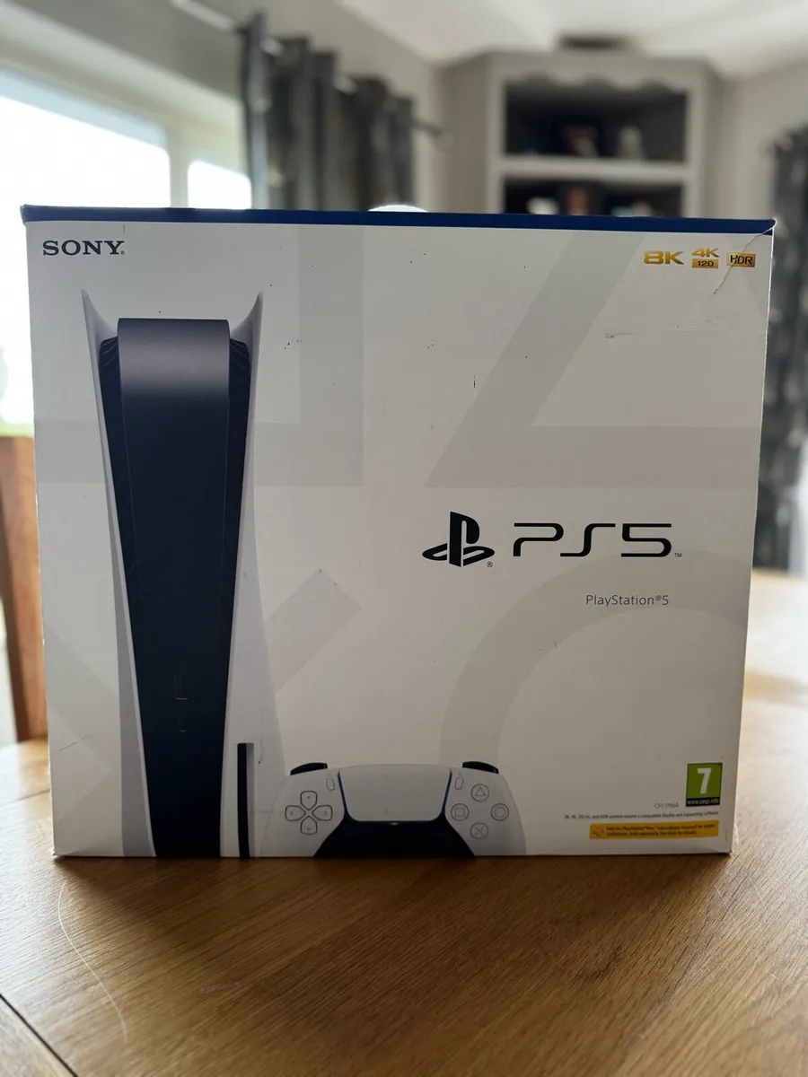 PlayStation 5 Disc Edition - Image 1