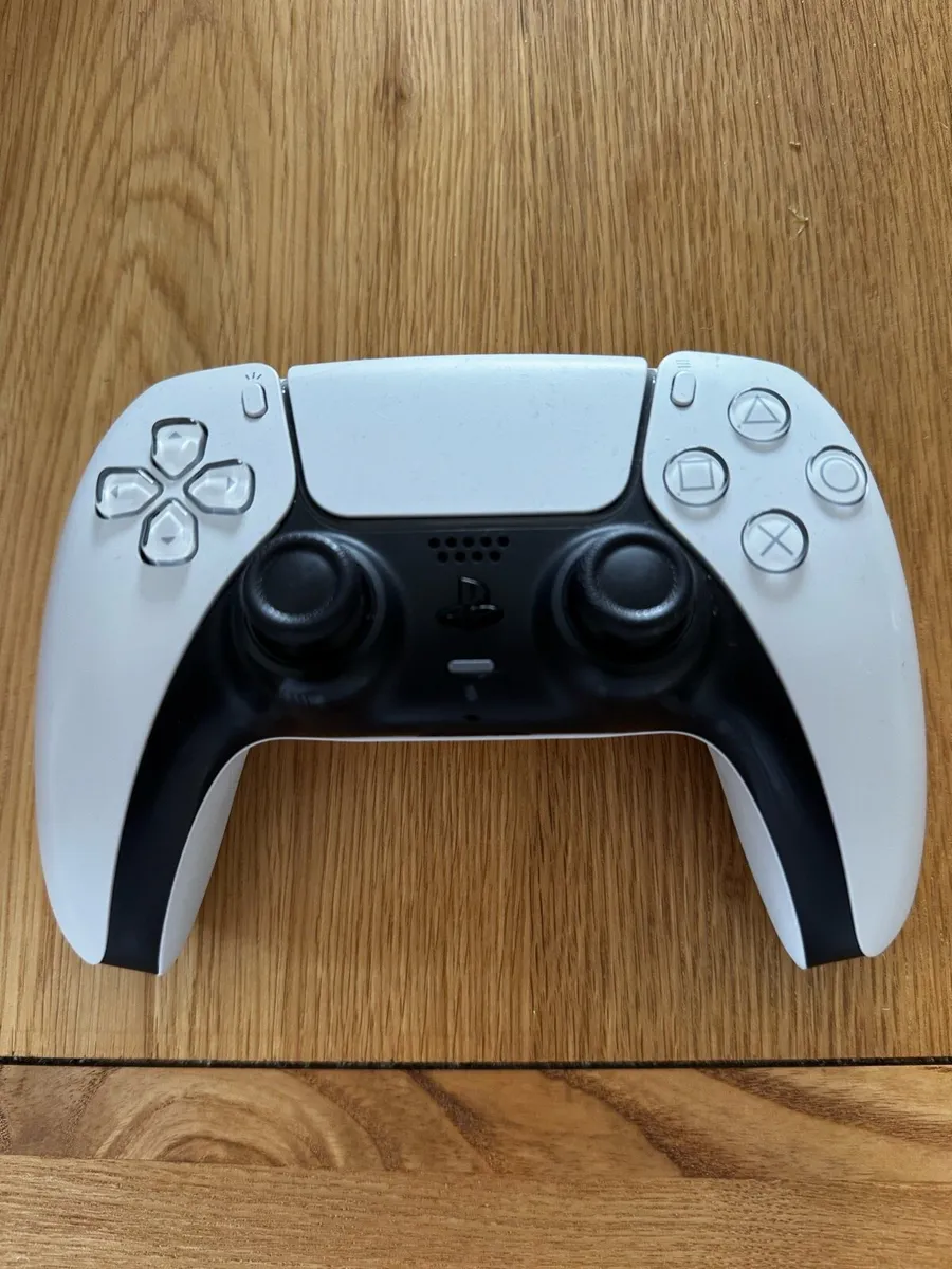 PlayStation 5 Disc Edition - Image 4