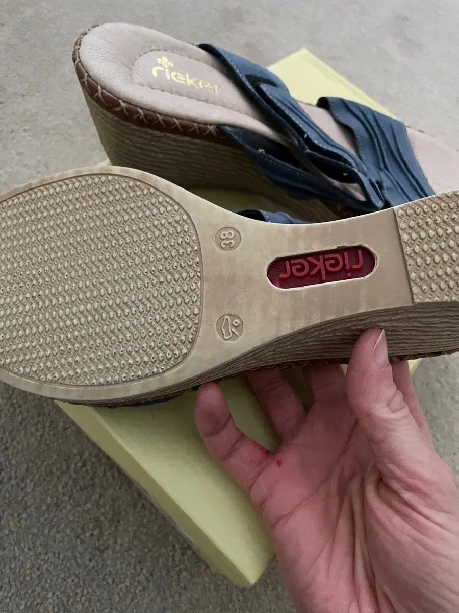 New Reiker sandal size 36 - Image 3