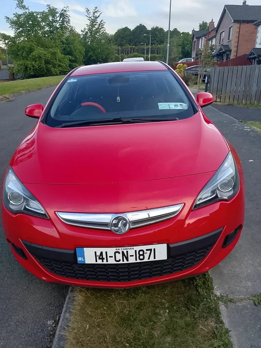 Vauxhall Astra 2014 - Image 1