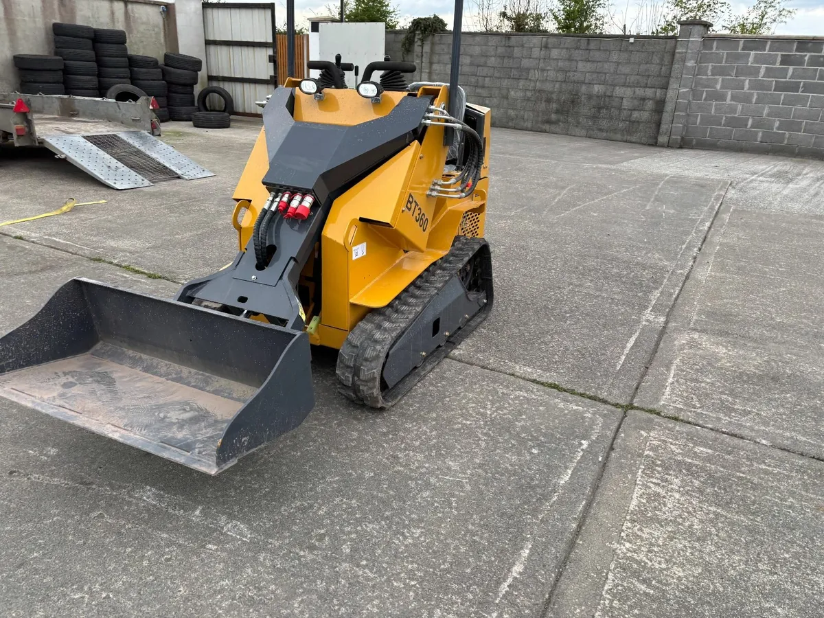 Bison Tek BT360... Skid Steer... - Image 3