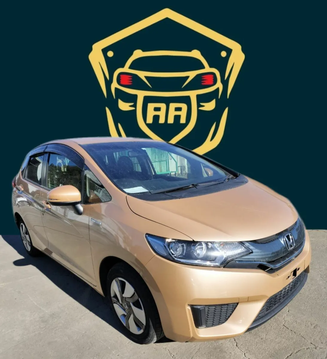 Honda Fit Hybrid 2014 Leather Interior - Image 3