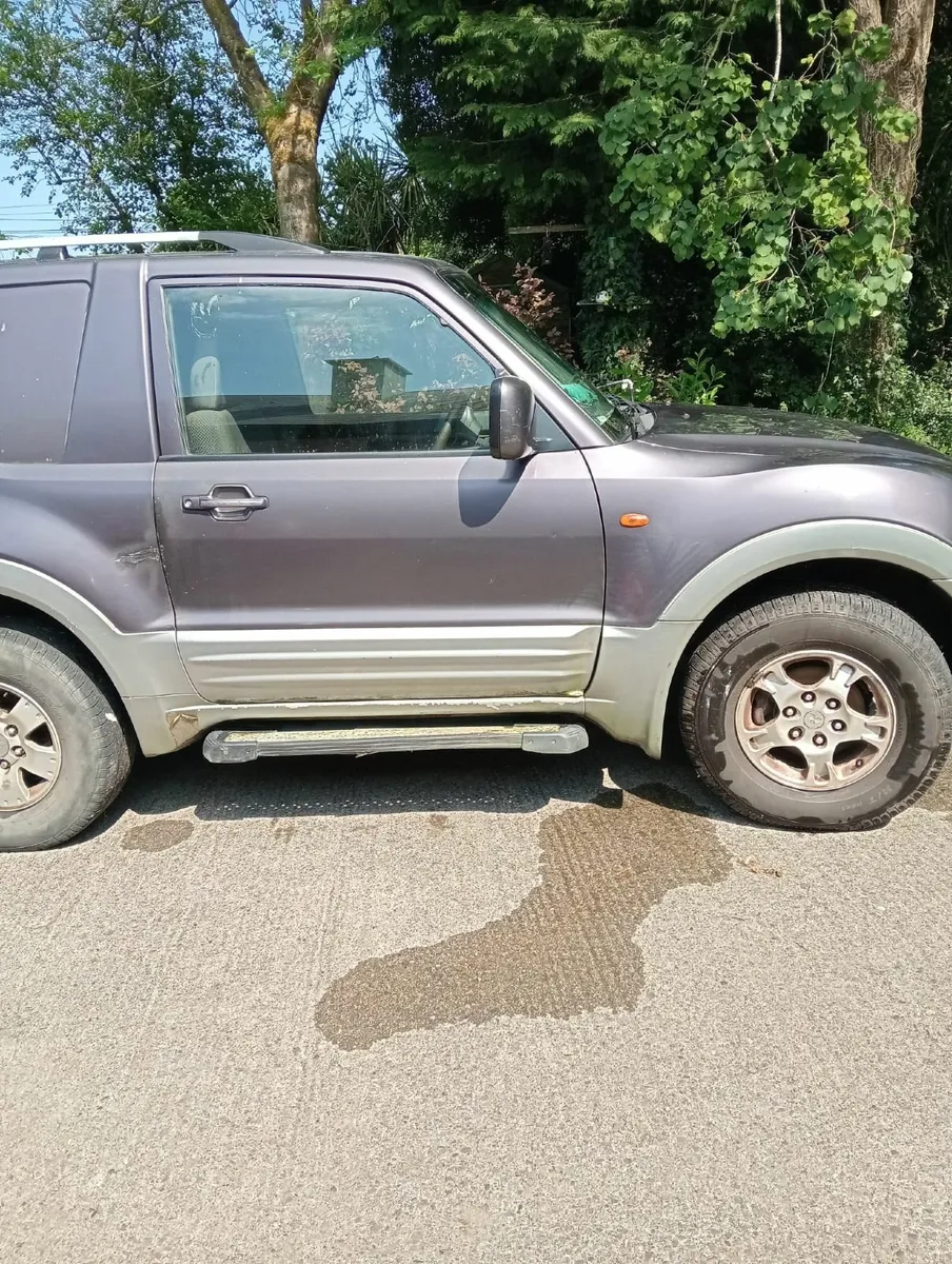 Mitsubishi Pajero 2002 - Image 1