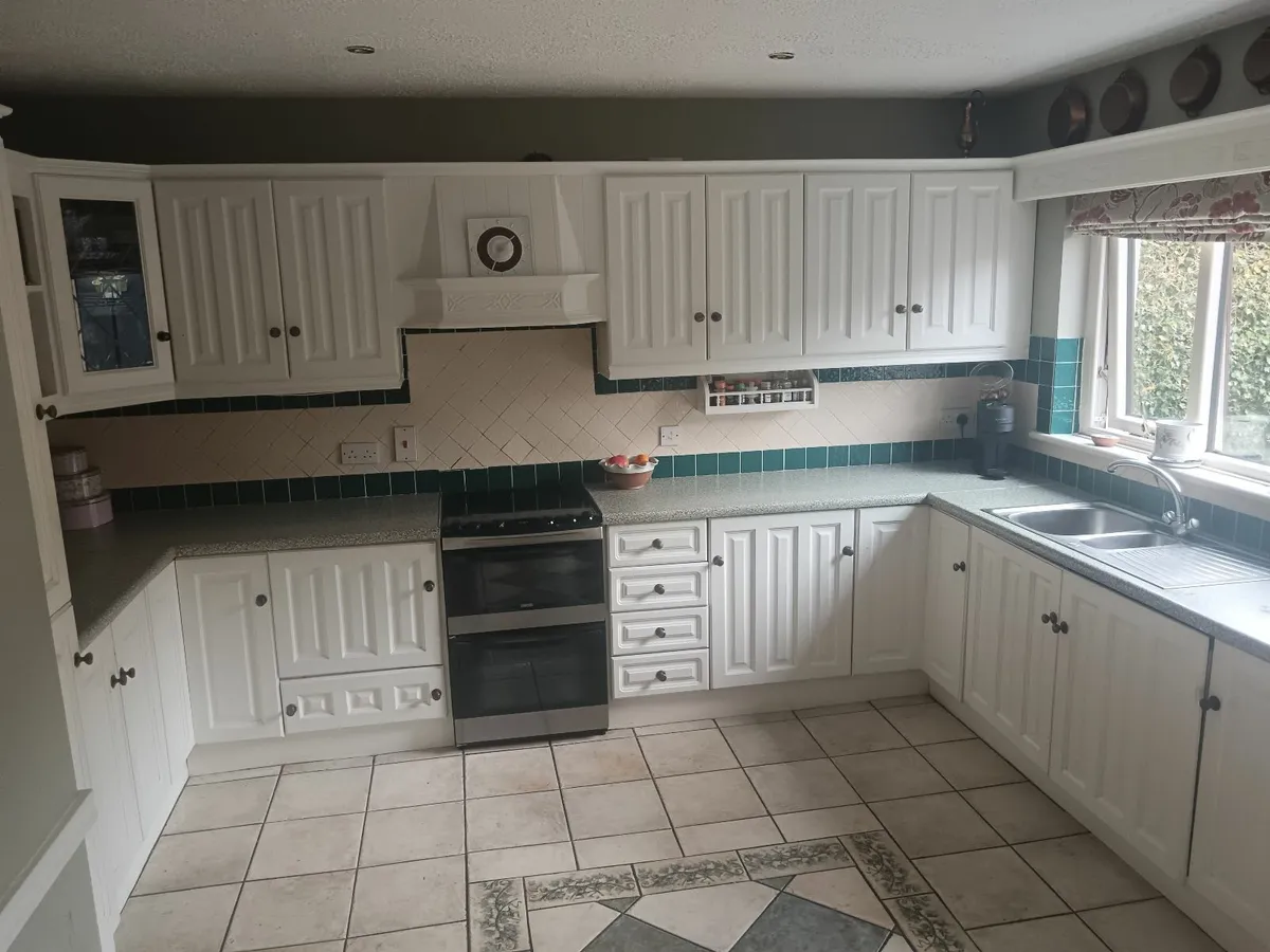 Kitchen - Image 2