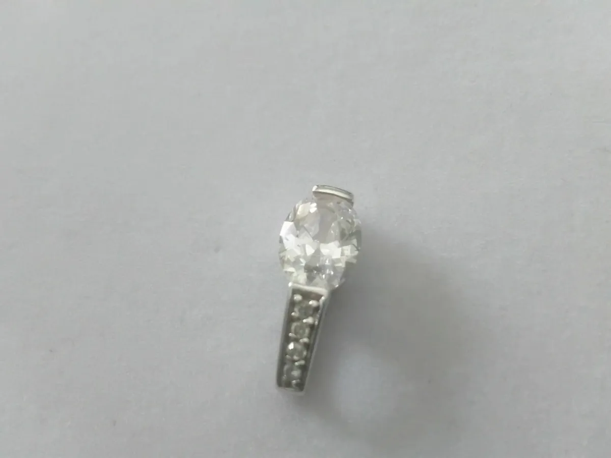 VINTAGE STERLING SILVER WHITE SPINEL PENDANT 18" - Image 2