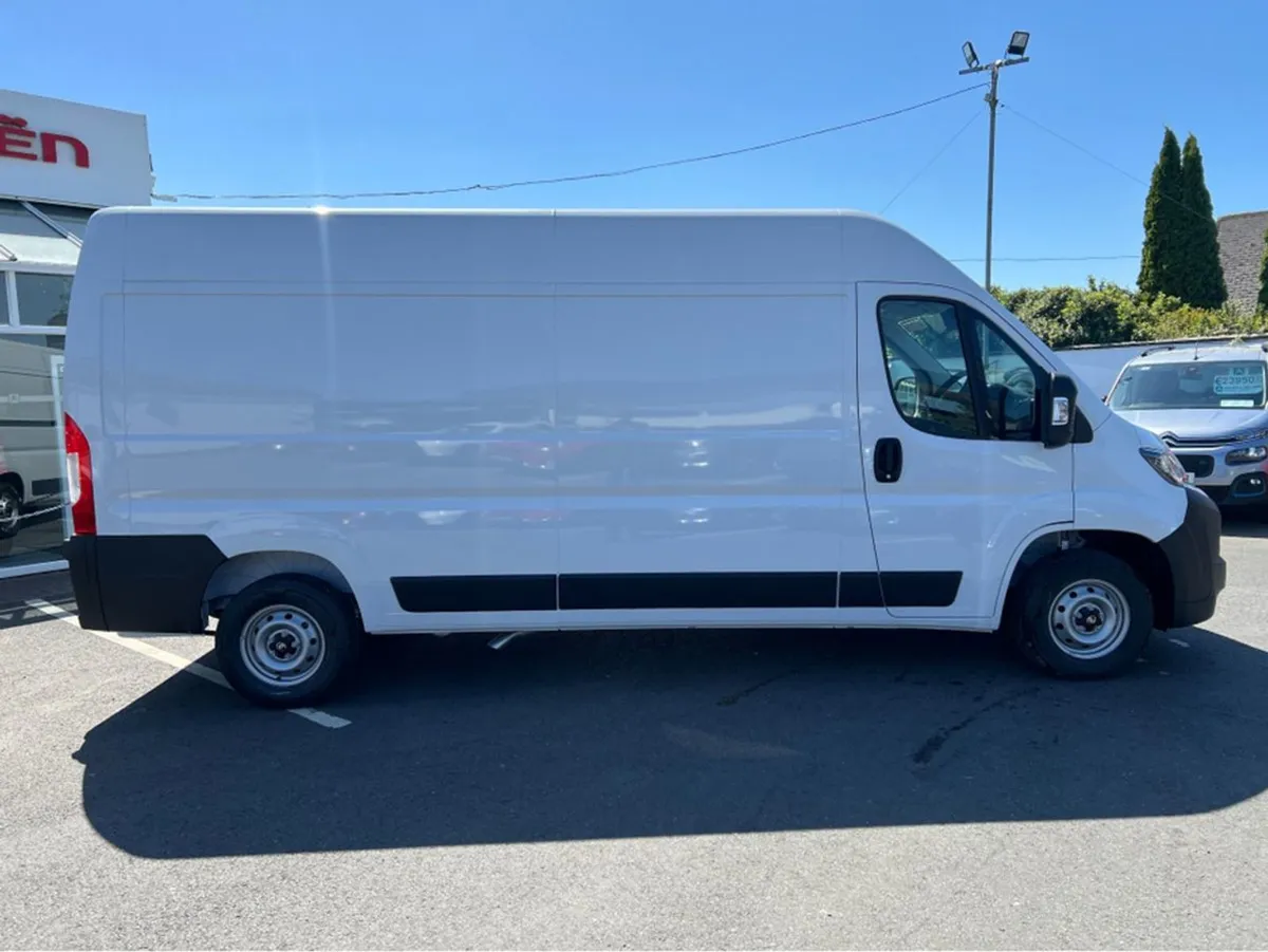Citroen Relay 35 L3h2 140 BHP Blue Hdi( Price ex - Image 2