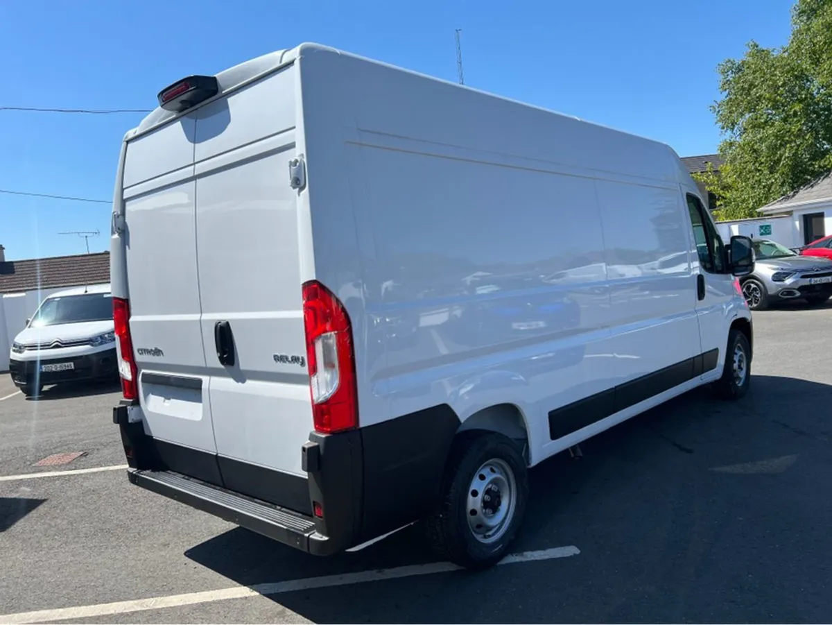 Citroen Relay 35 L3h2 140 BHP Blue Hdi( Price ex - Image 3
