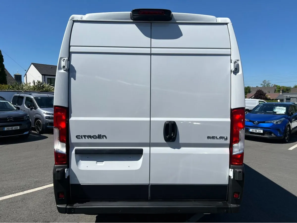 Citroen Relay 35 L3h2 140 BHP Blue Hdi( Price ex - Image 4