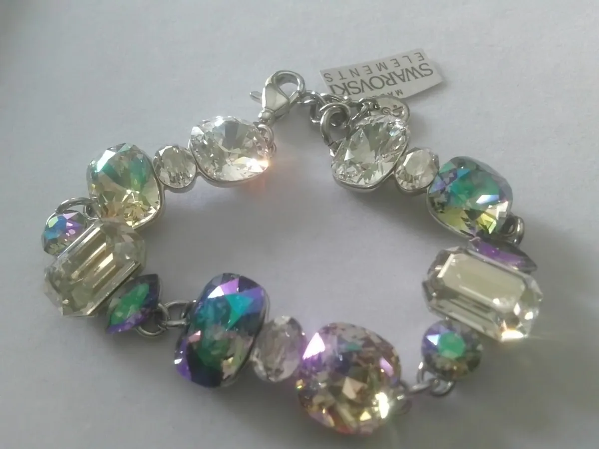 SWAROVSKI CRYSTAL VINTAGE BRACELET AS NEW - Image 1