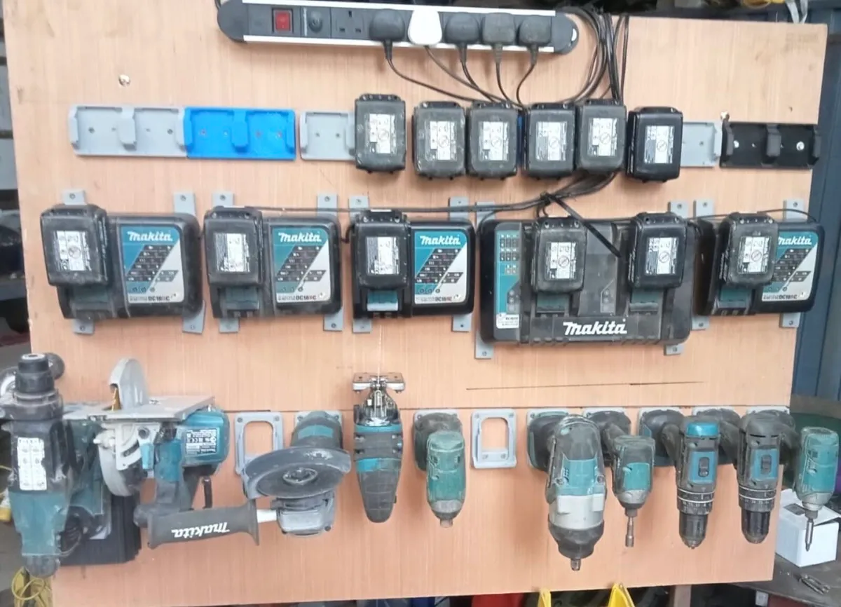 Makita Double Battery Holders - Image 3
