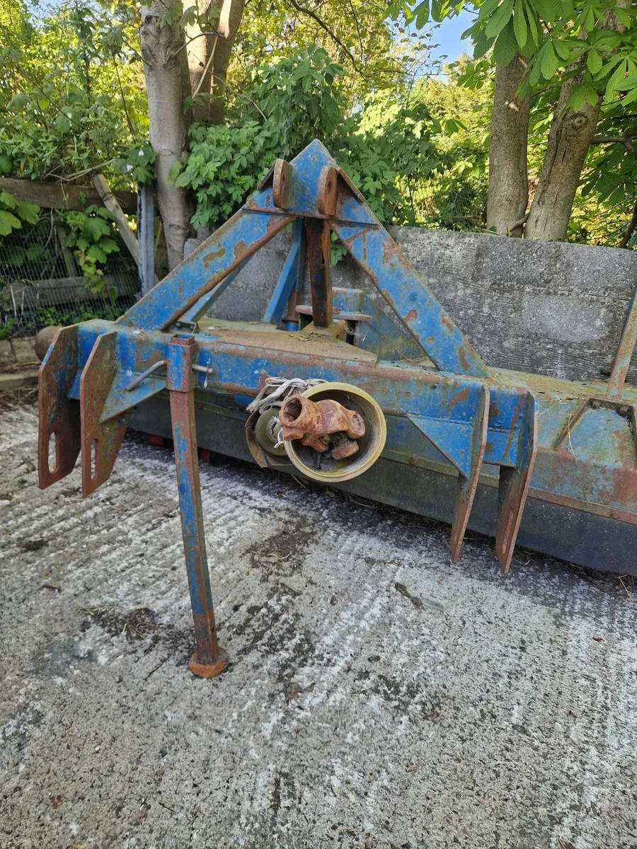 Road brush - Image 1