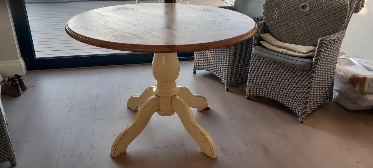 Kitchen table - Image 4