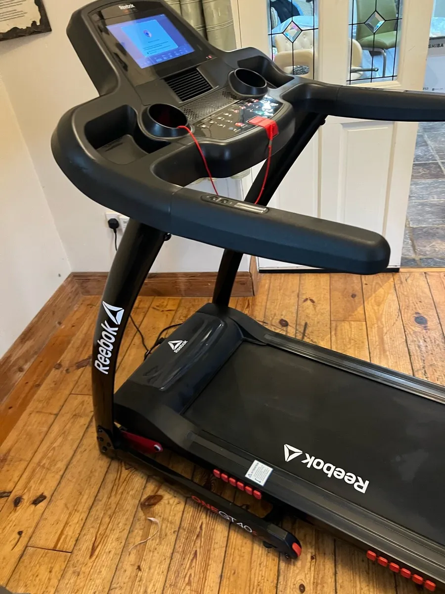 Reebok Treadmill GT40s - Image 2
