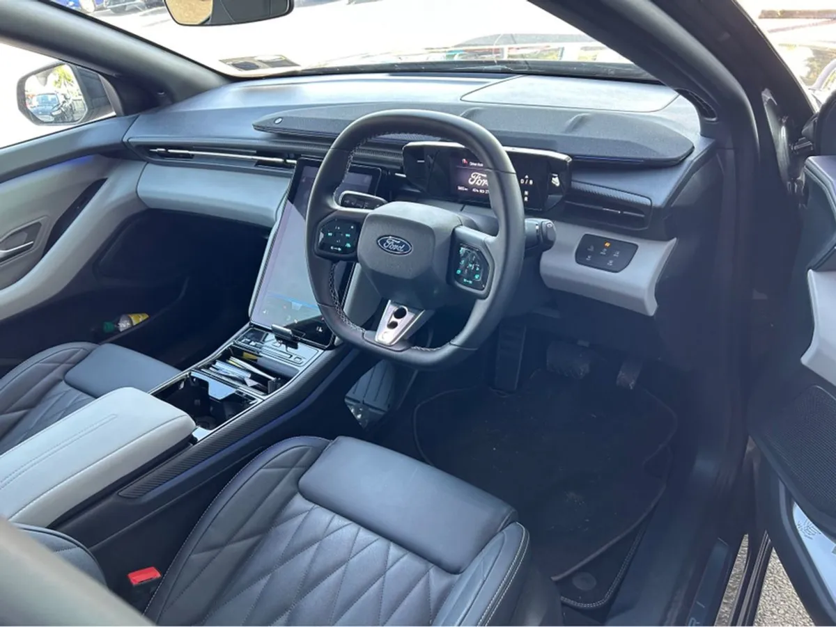 Ford Capri Premium Extended Range - Image 2