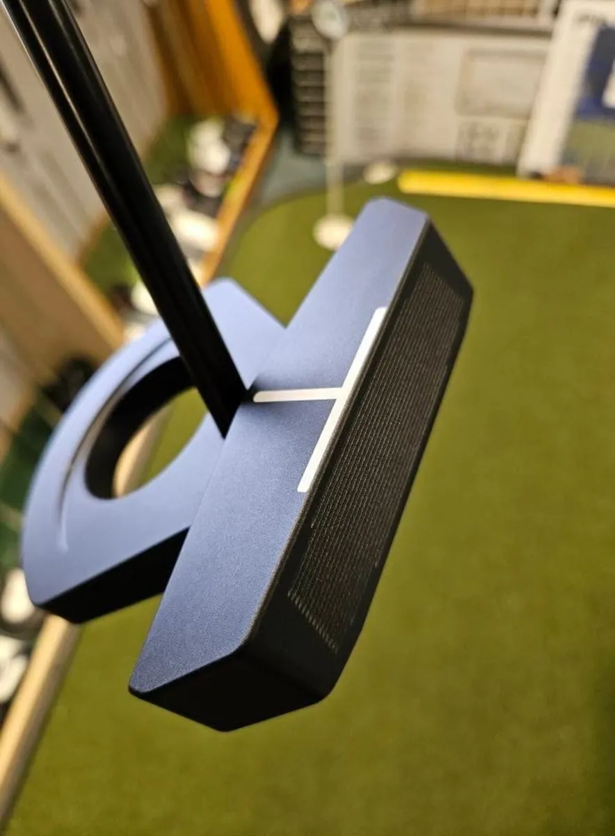 As New Lab DF3 Putter - Image 4