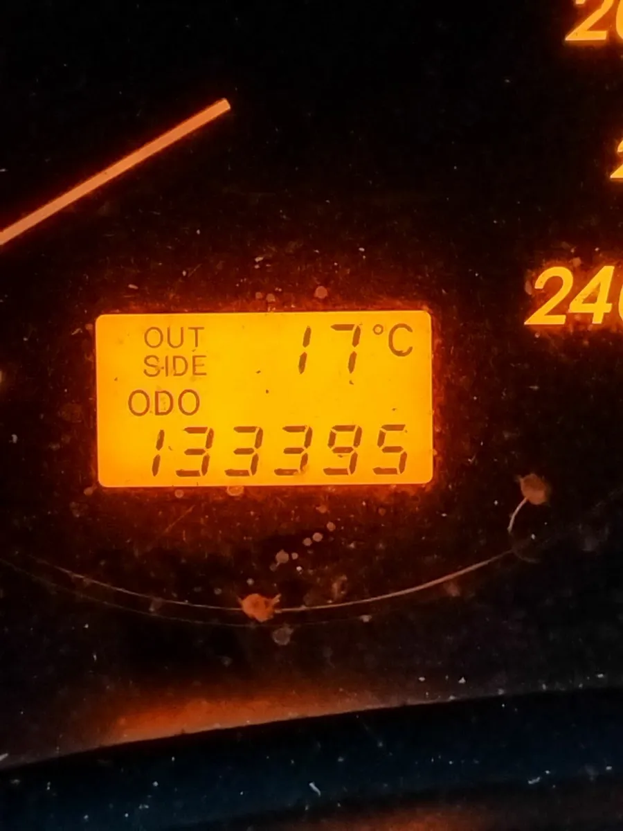Toyota Avensis 2006 - Image 2